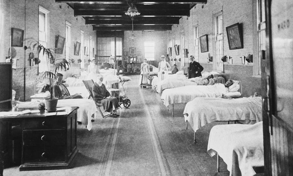 A male ward circa 1900
