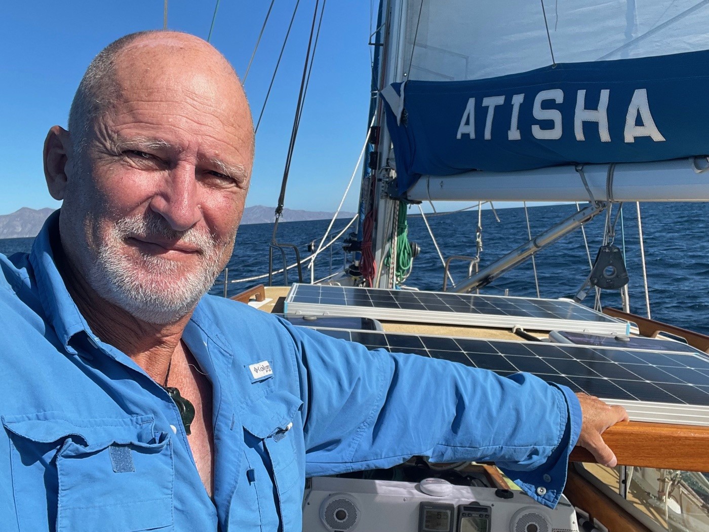 Man_on_yatch.jpg