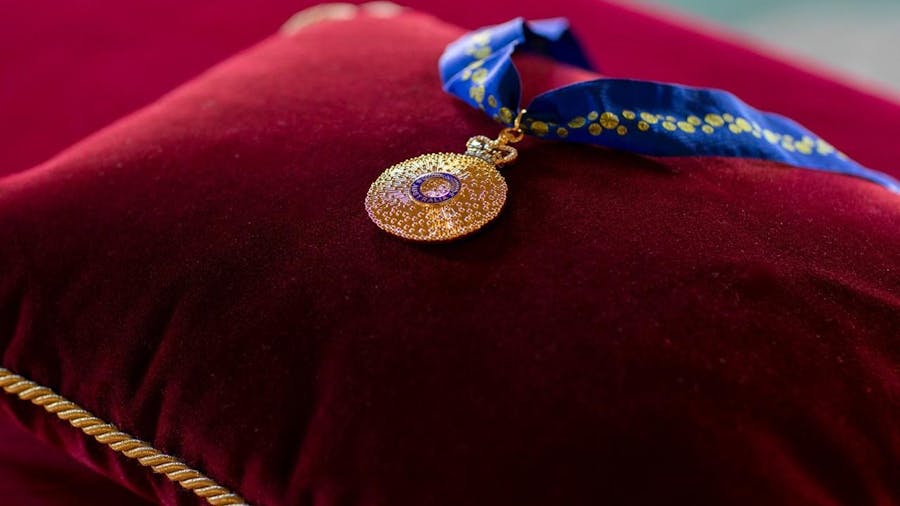 Medal.jpg