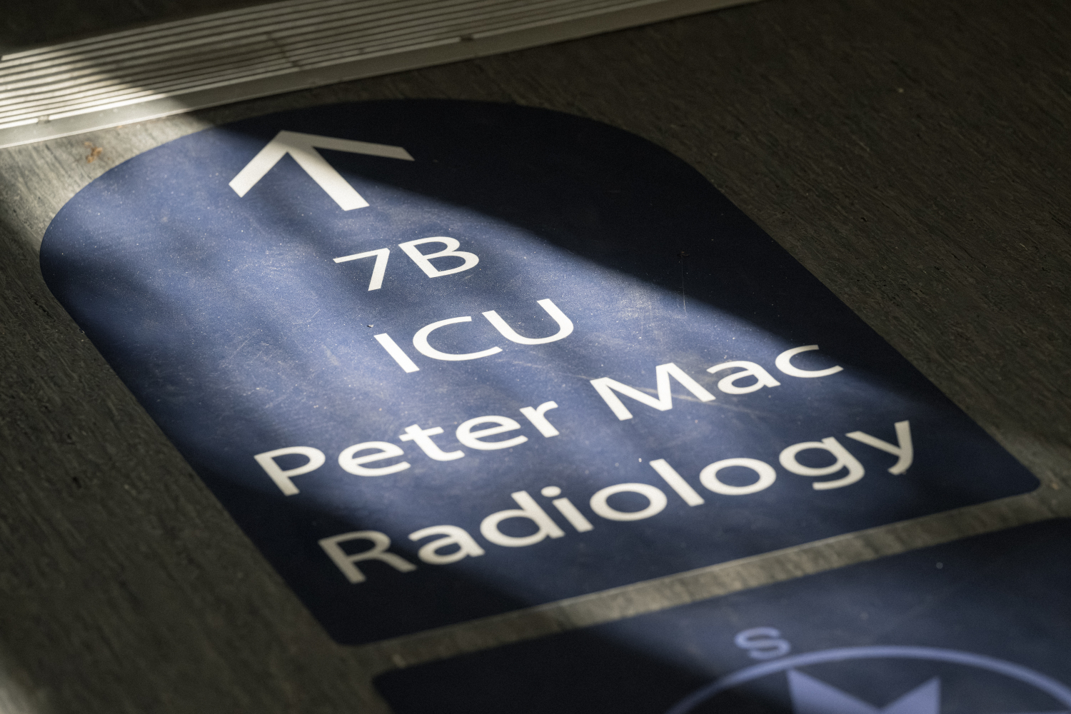 floor-decal-showing-direction-to-7B-ICU-Peter-Mac-Radiology.jpg