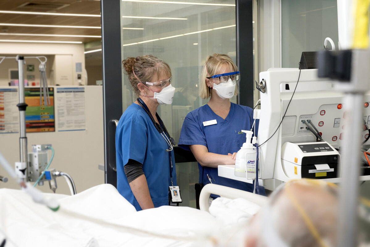 ANUM and clinical support nurse in ICU