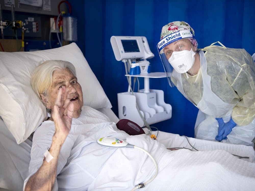 Patient and nurse on Ward 8b during COVID 1