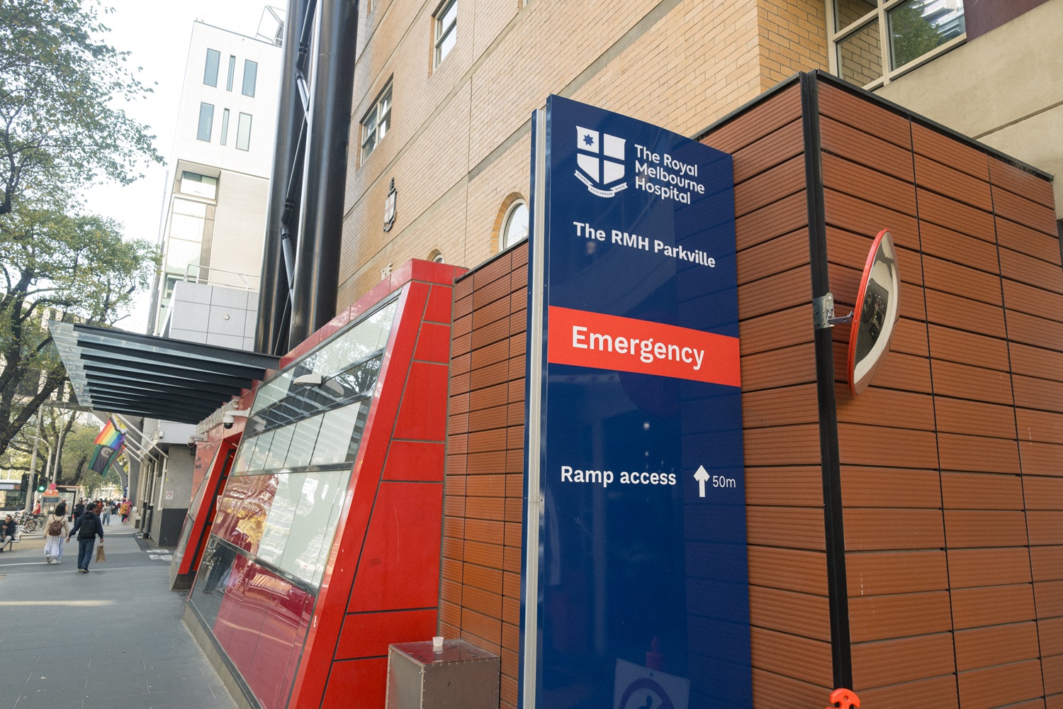 walkway-and-sign-outside-the-rmh-emergency-department.jpg